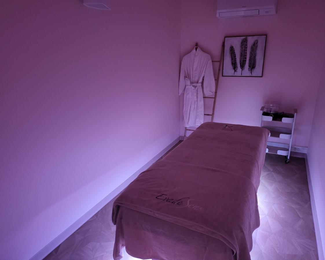 Hotel Causse Comtal Rodez, The Originals Relais Gages-le-Haut المظهر الخارجي الصورة