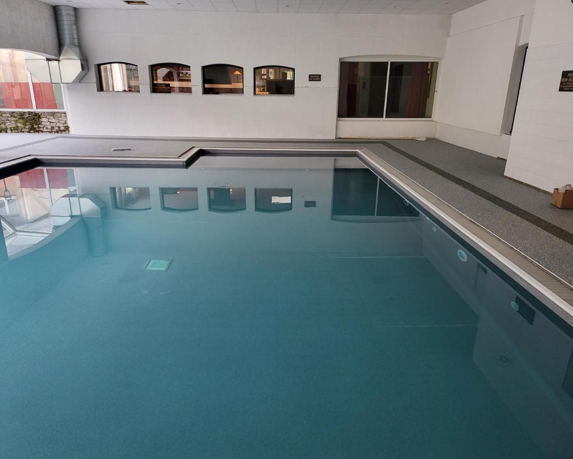 Hotel Causse Comtal Rodez, The Originals Relais Gages-le-Haut المظهر الخارجي الصورة